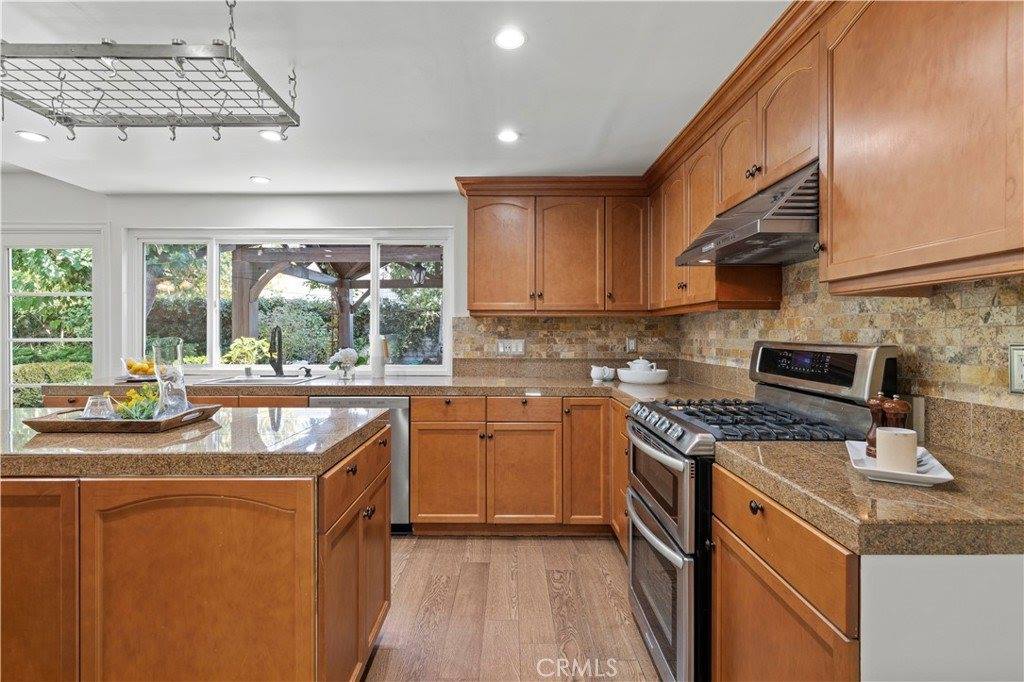 25402 Via Escovar, Valencia, CA 91355