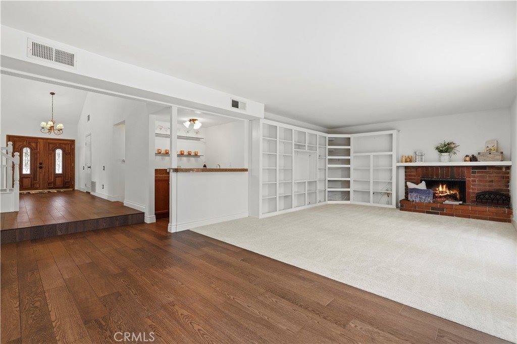 25402 Via Escovar, Valencia, CA 91355