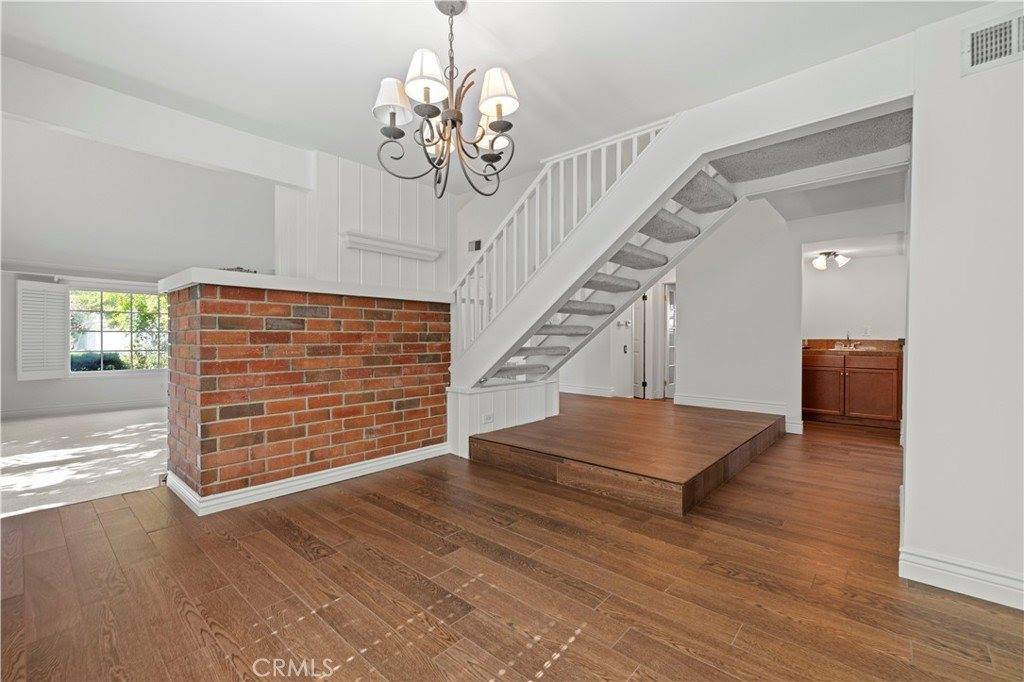 25402 Via Escovar, Valencia, CA 91355