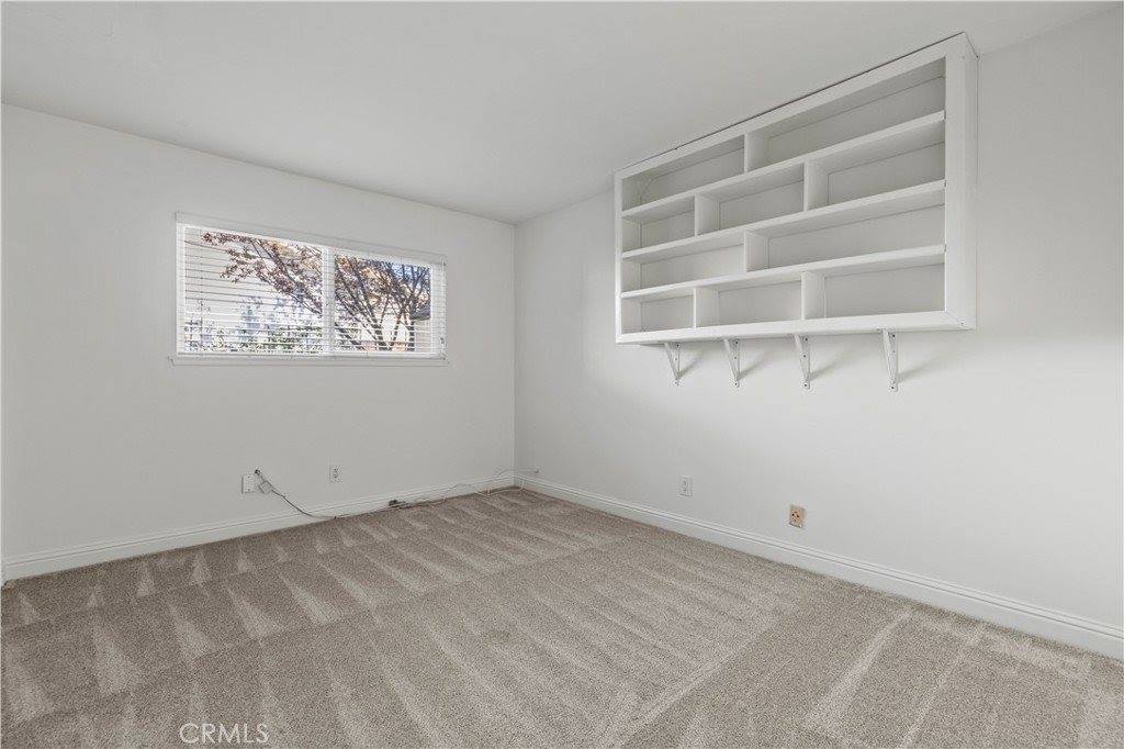 25402 Via Escovar, Valencia, CA 91355