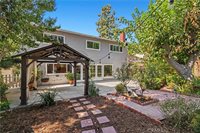 25402 Via Escovar, Valencia, CA 91355