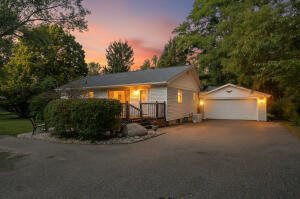 12441 S Minges, Battle Creek, MI 49015