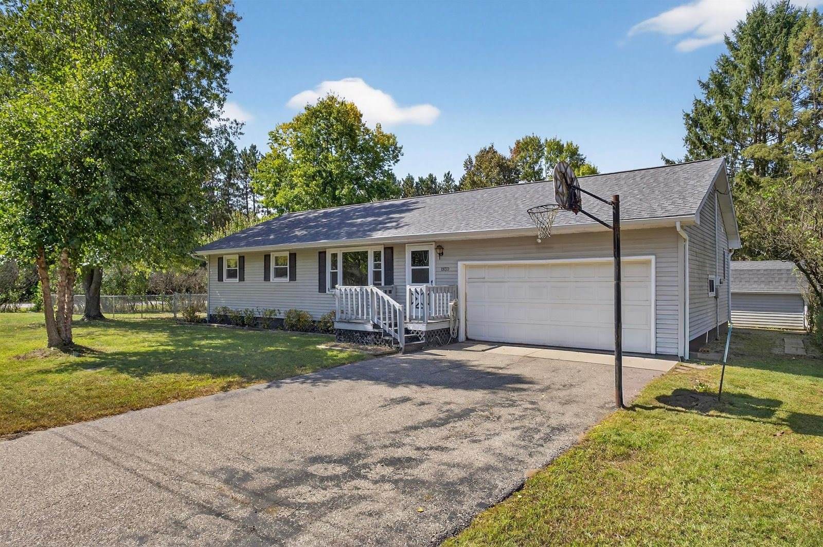 1930 S 42nd Street, Wisconsin Rapids, WI 54494