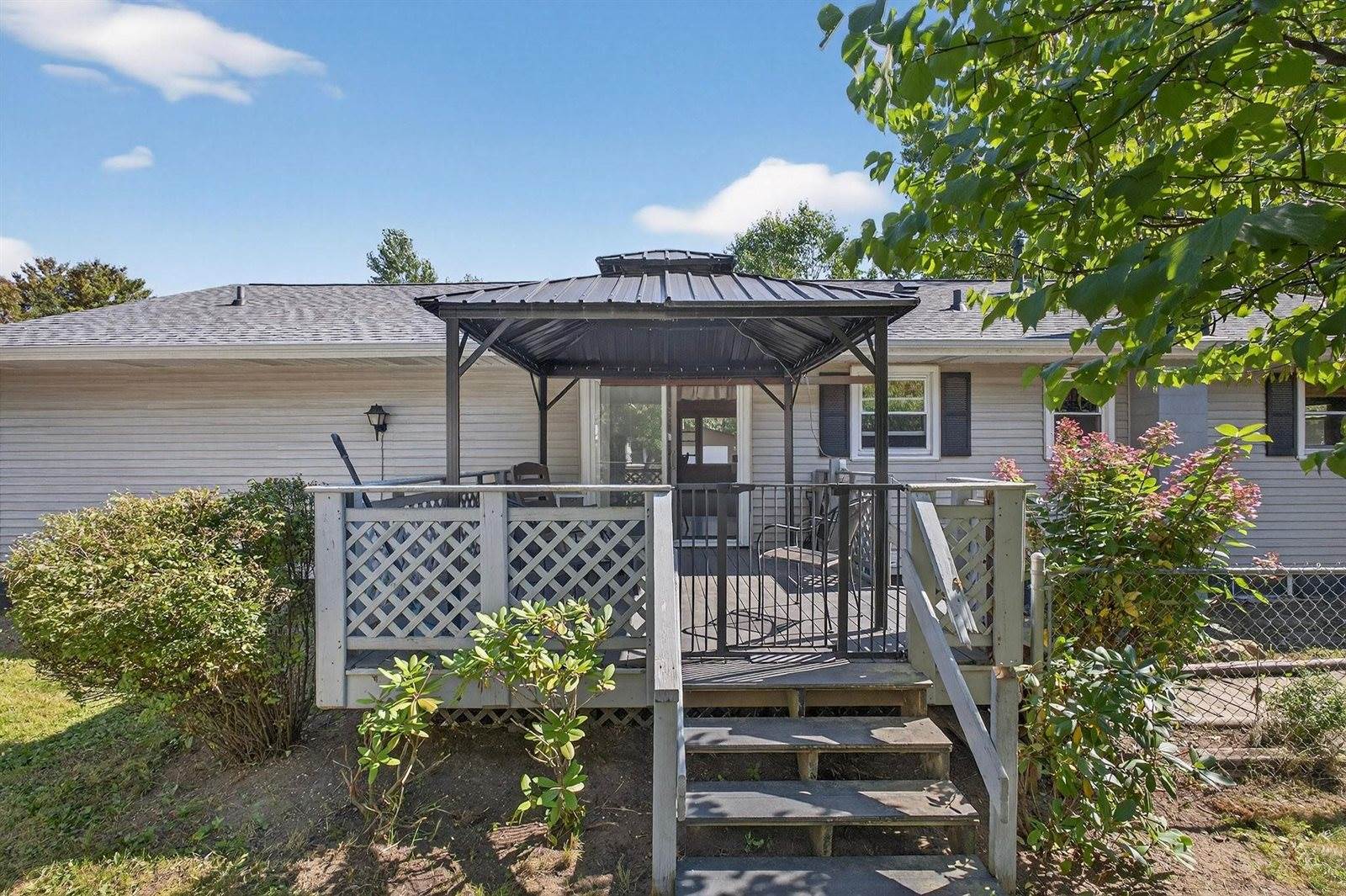 1930 S 42nd Street, Wisconsin Rapids, WI 54494