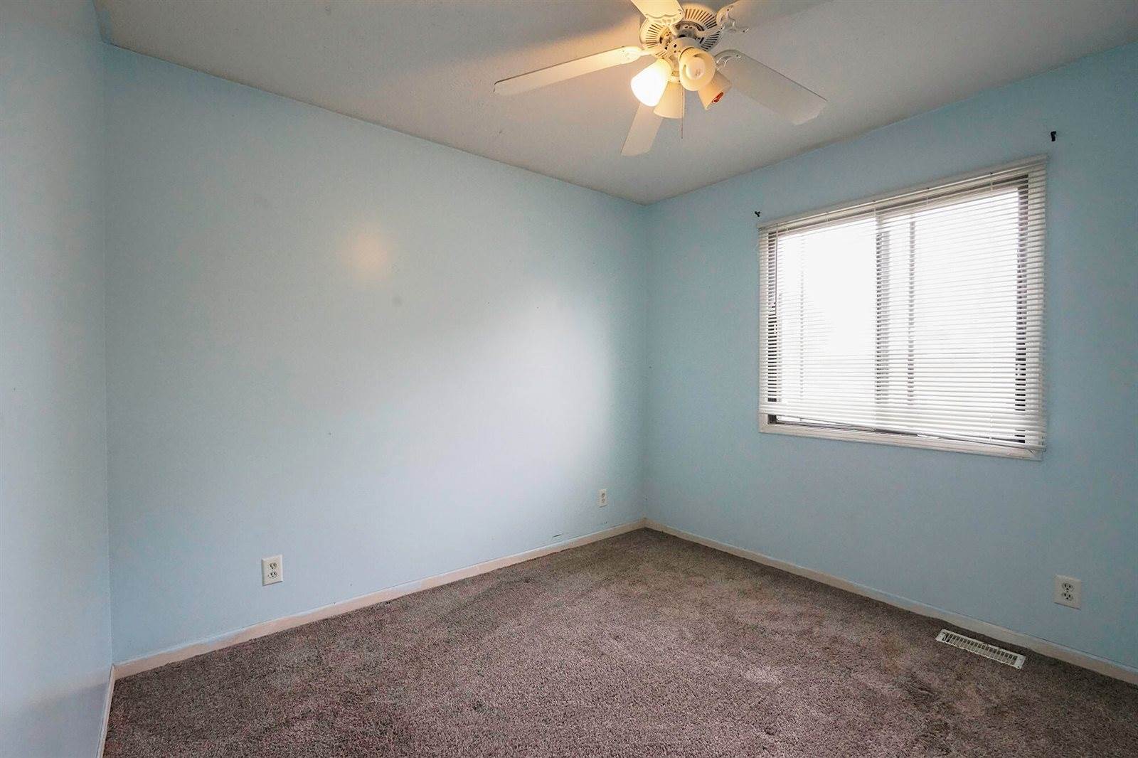 1511 Ave K, Council Bluffs, IA 51501