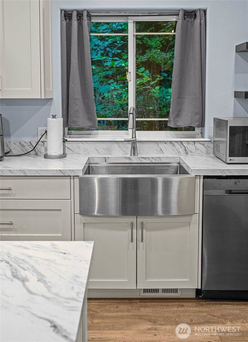 481 Peak Drive, Sedro Woolley, WA 98284