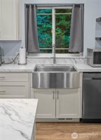 481 Peak Drive, Sedro Woolley, WA 98284