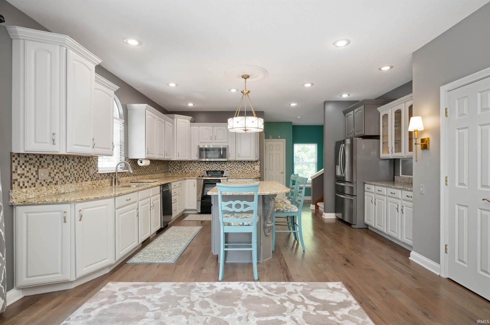 6001 N Cedar Springs Road, Muncie, IN 47304