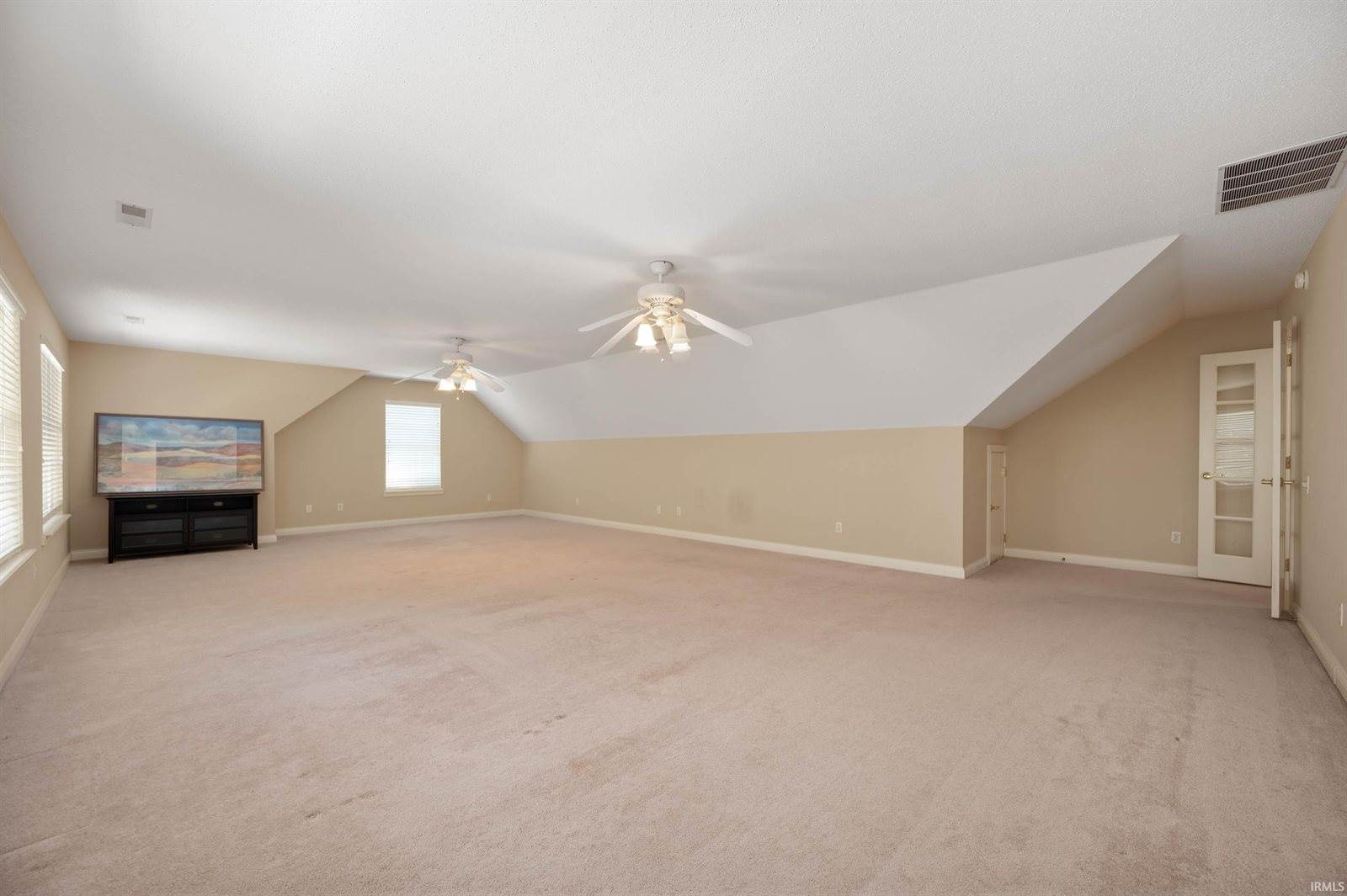 6001 N Cedar Springs Road, Muncie, IN 47304