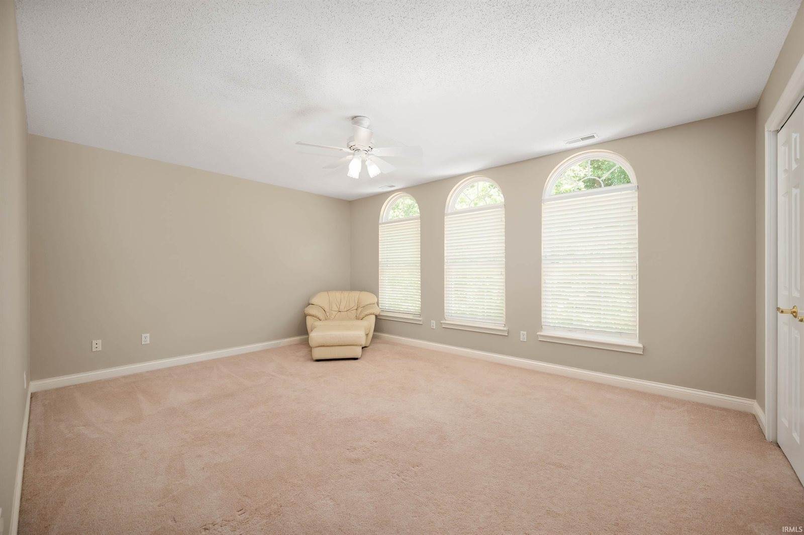 6001 N Cedar Springs Road, Muncie, IN 47304