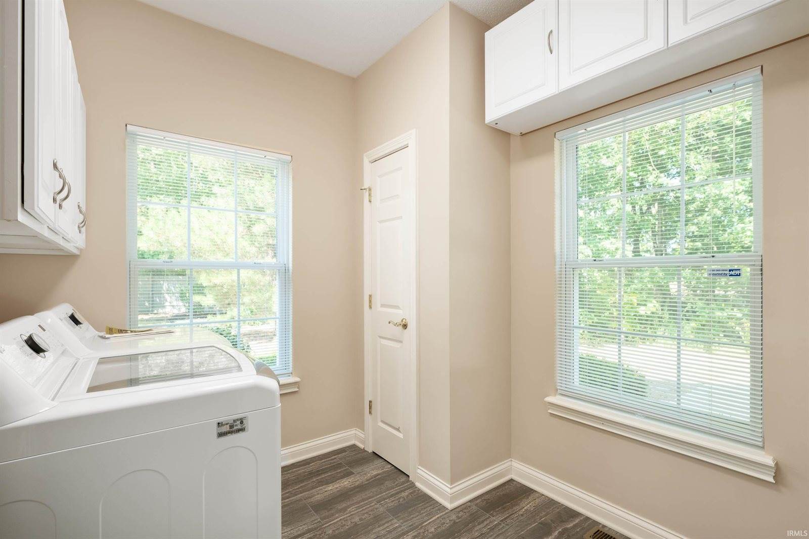 6001 N Cedar Springs Road, Muncie, IN 47304