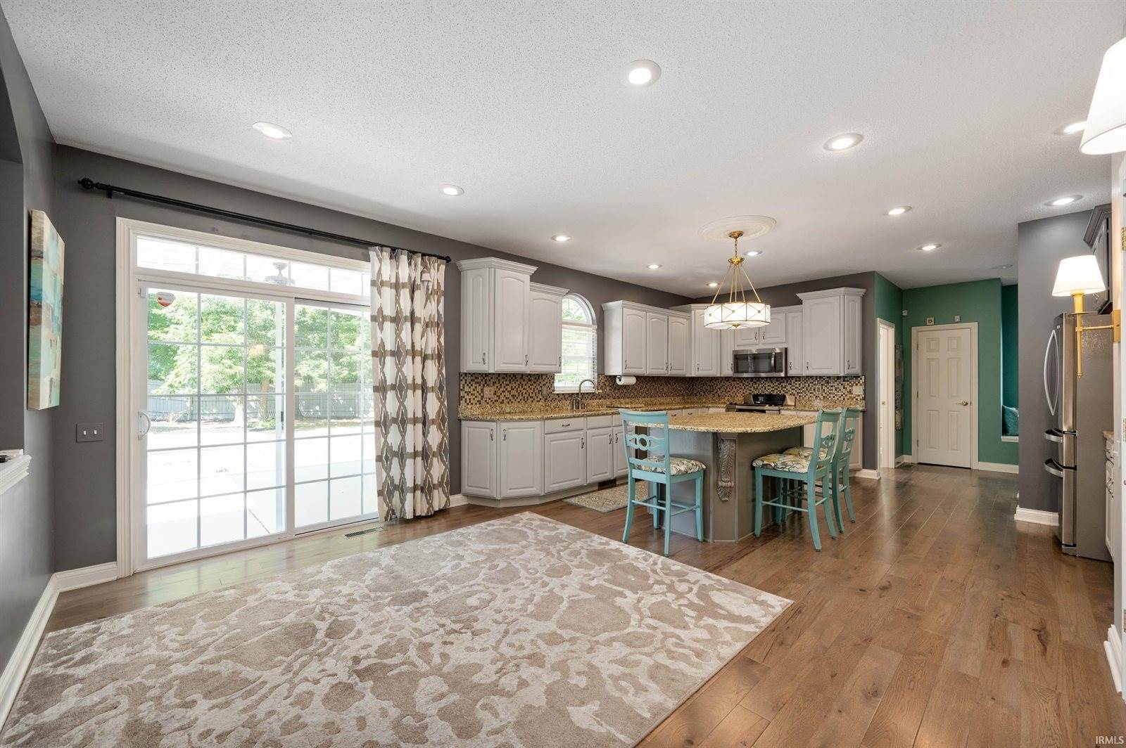 6001 N Cedar Springs Road, Muncie, IN 47304