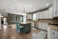 6001 N Cedar Springs Road, Muncie, IN 47304