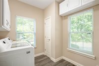 6001 N Cedar Springs Road, Muncie, IN 47304