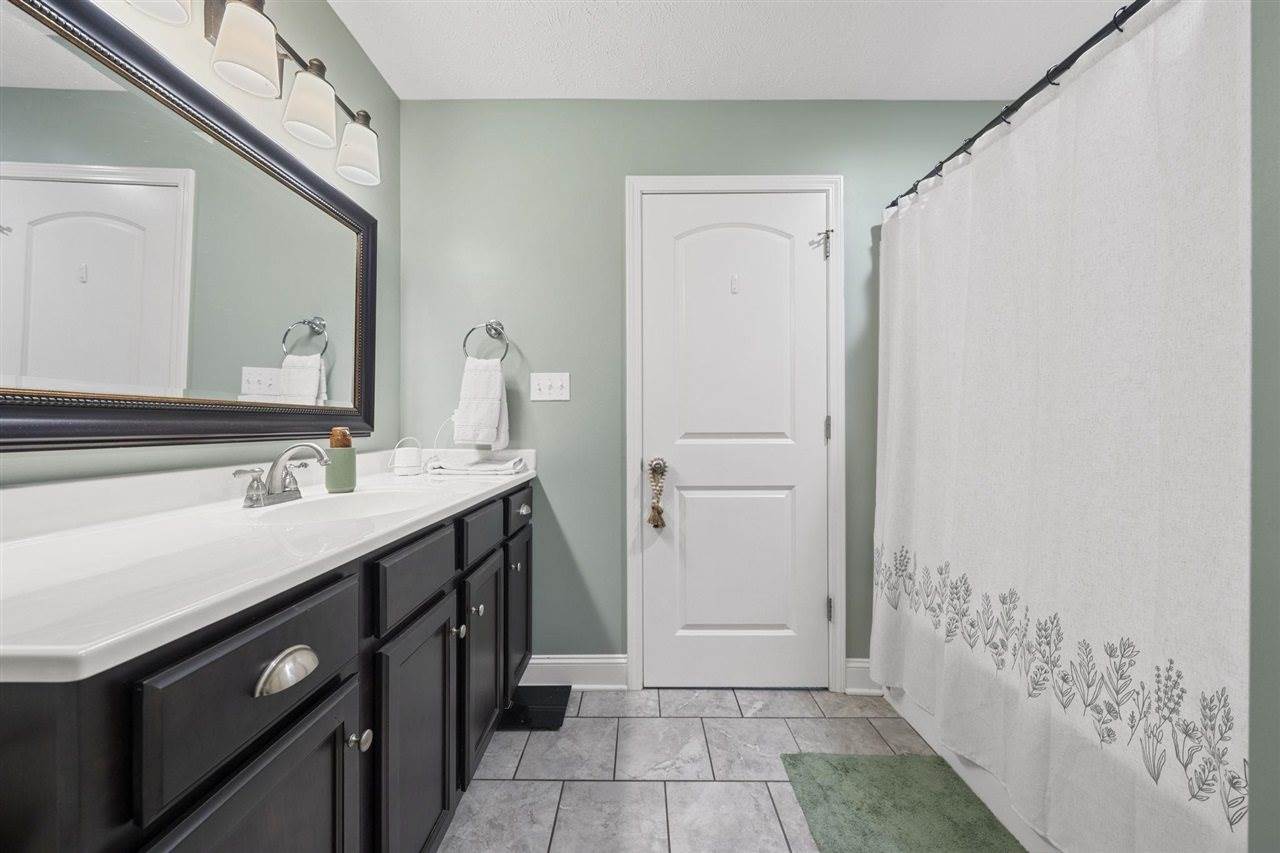 212 Logan Lane, Franklin, KY 42134