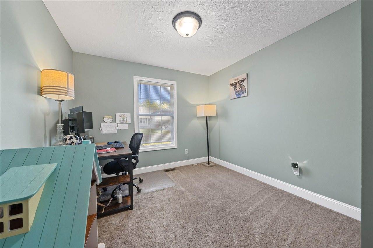 212 Logan Lane, Franklin, KY 42134