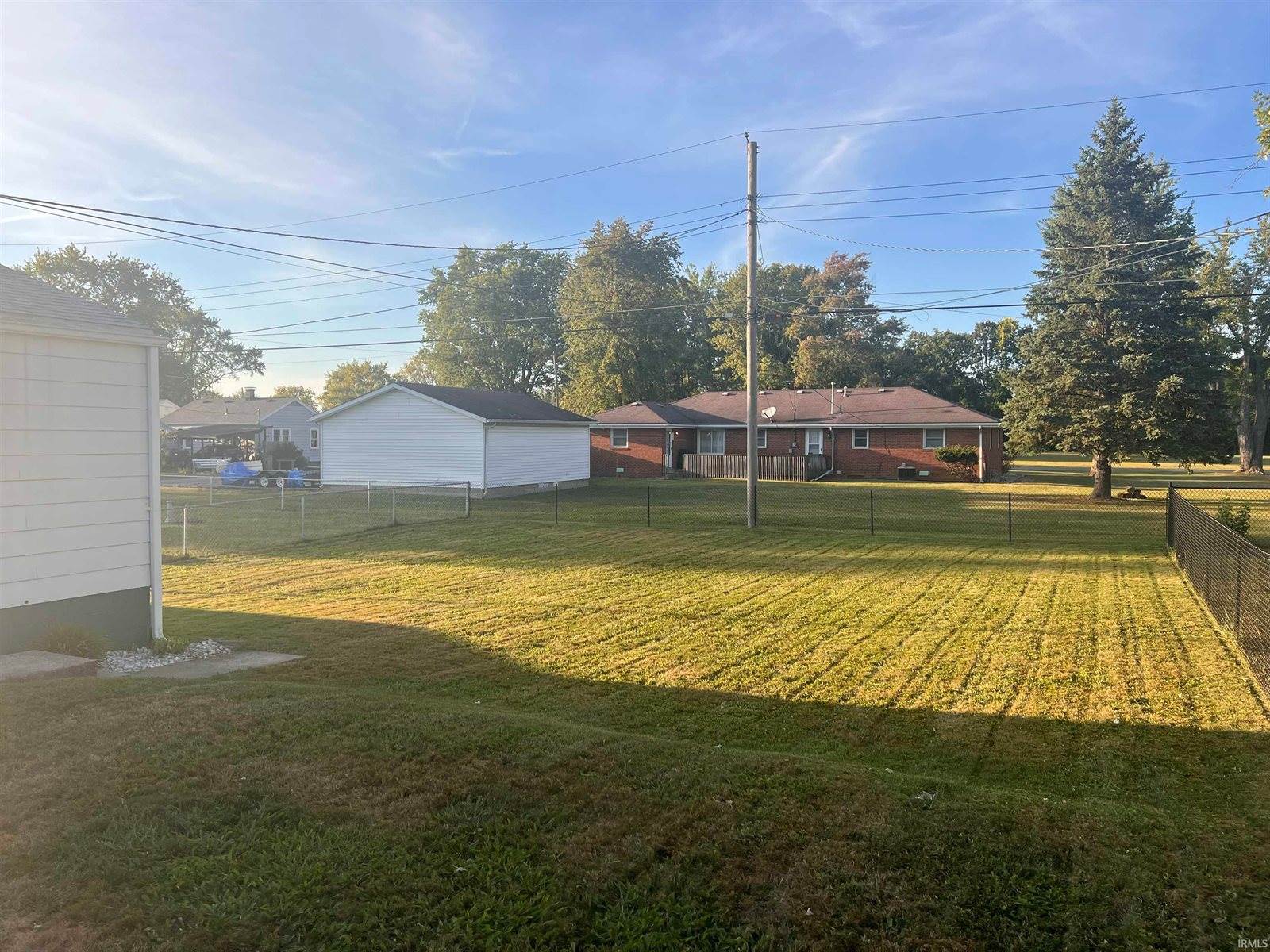 1902 E 21 Street, Muncie, IN 47302