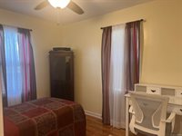 1902 E 21 Street, Muncie, IN 47302