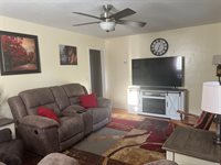 1902 E 21 Street, Muncie, IN 47302