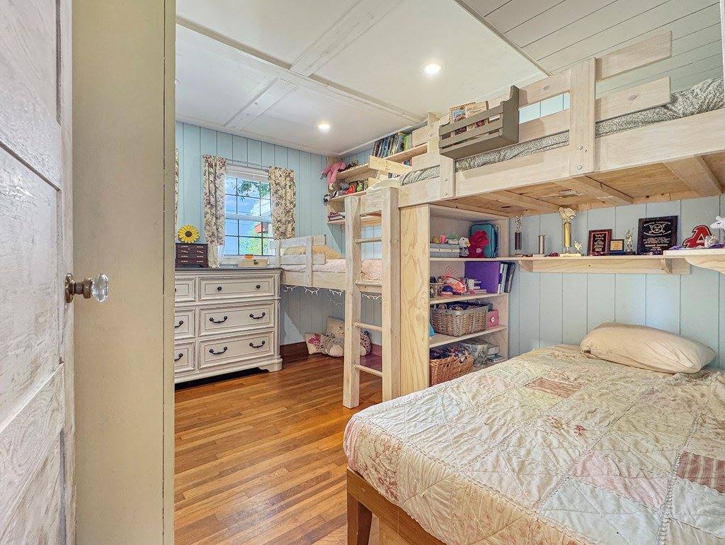 1136 Overlook Dr, Ashland, OH 44805