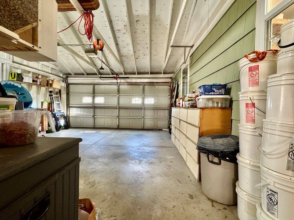 1136 Overlook Dr, Ashland, OH 44805