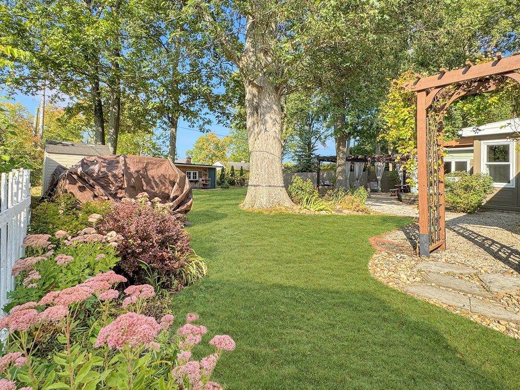 1136 Overlook Dr, Ashland, OH 44805