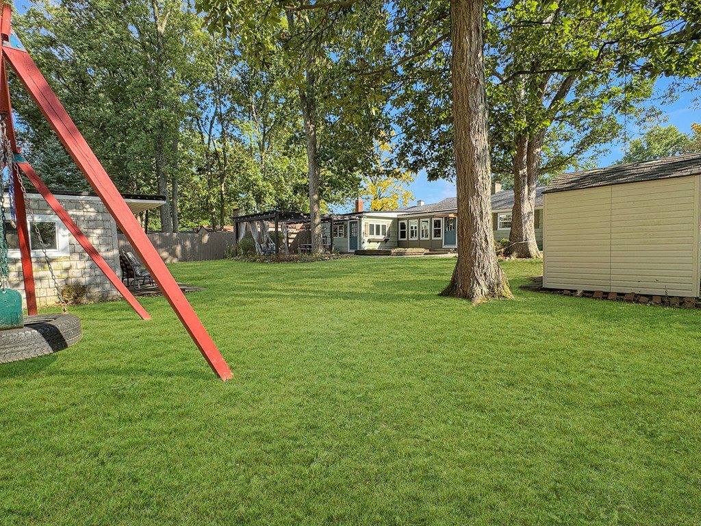 1136 Overlook Dr, Ashland, OH 44805