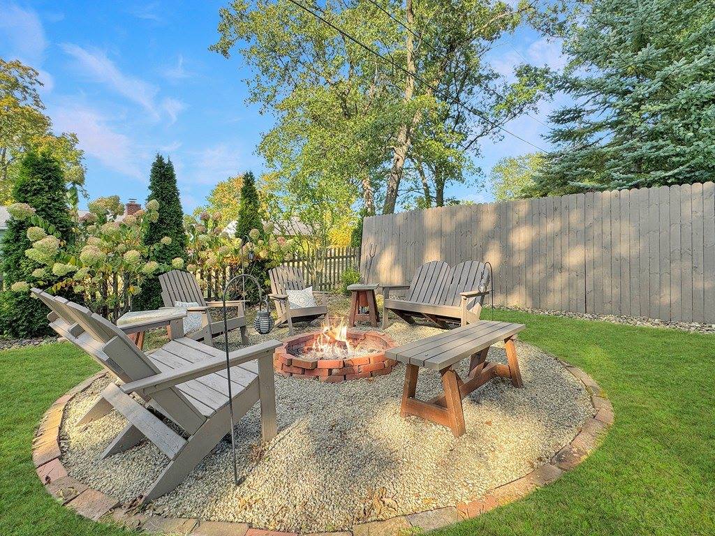 1136 Overlook Dr, Ashland, OH 44805