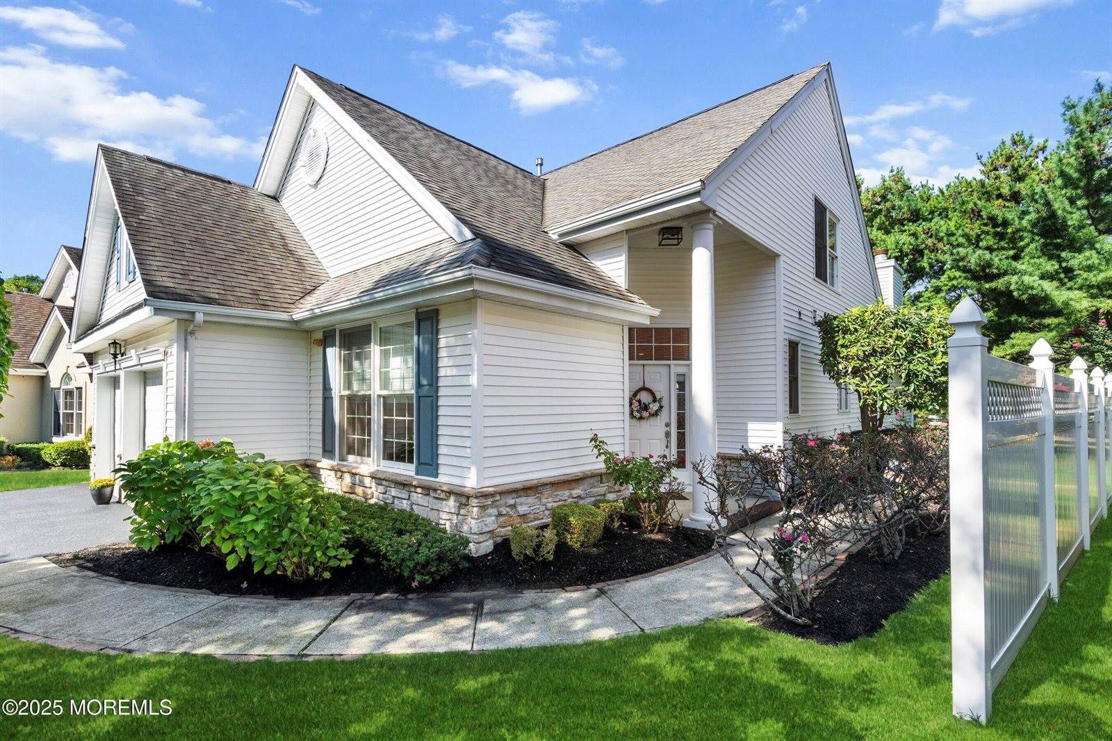 16 Chesapeake Drive, Holmdel, NJ 07733