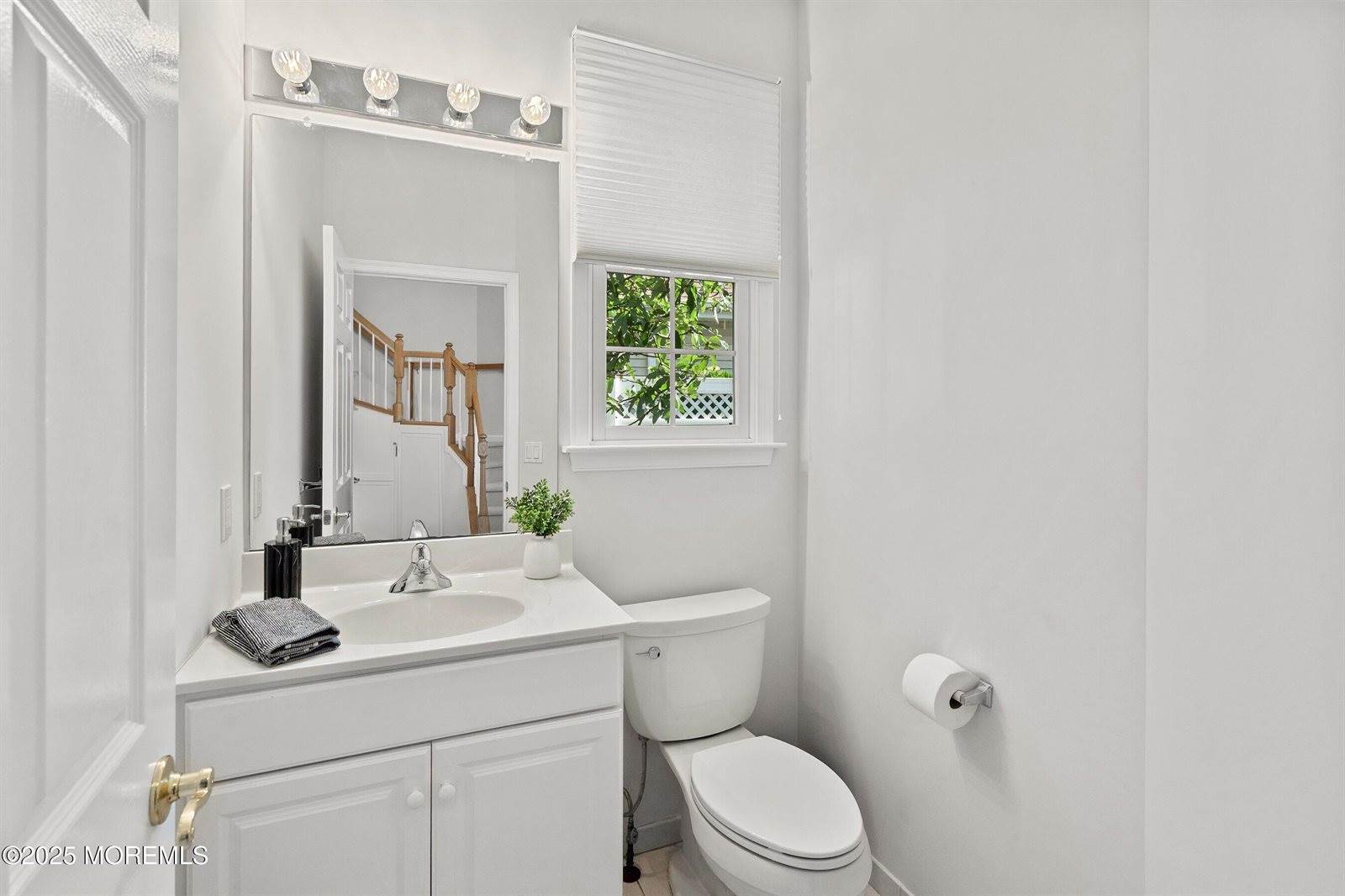 16 Chesapeake Drive, Holmdel, NJ 07733