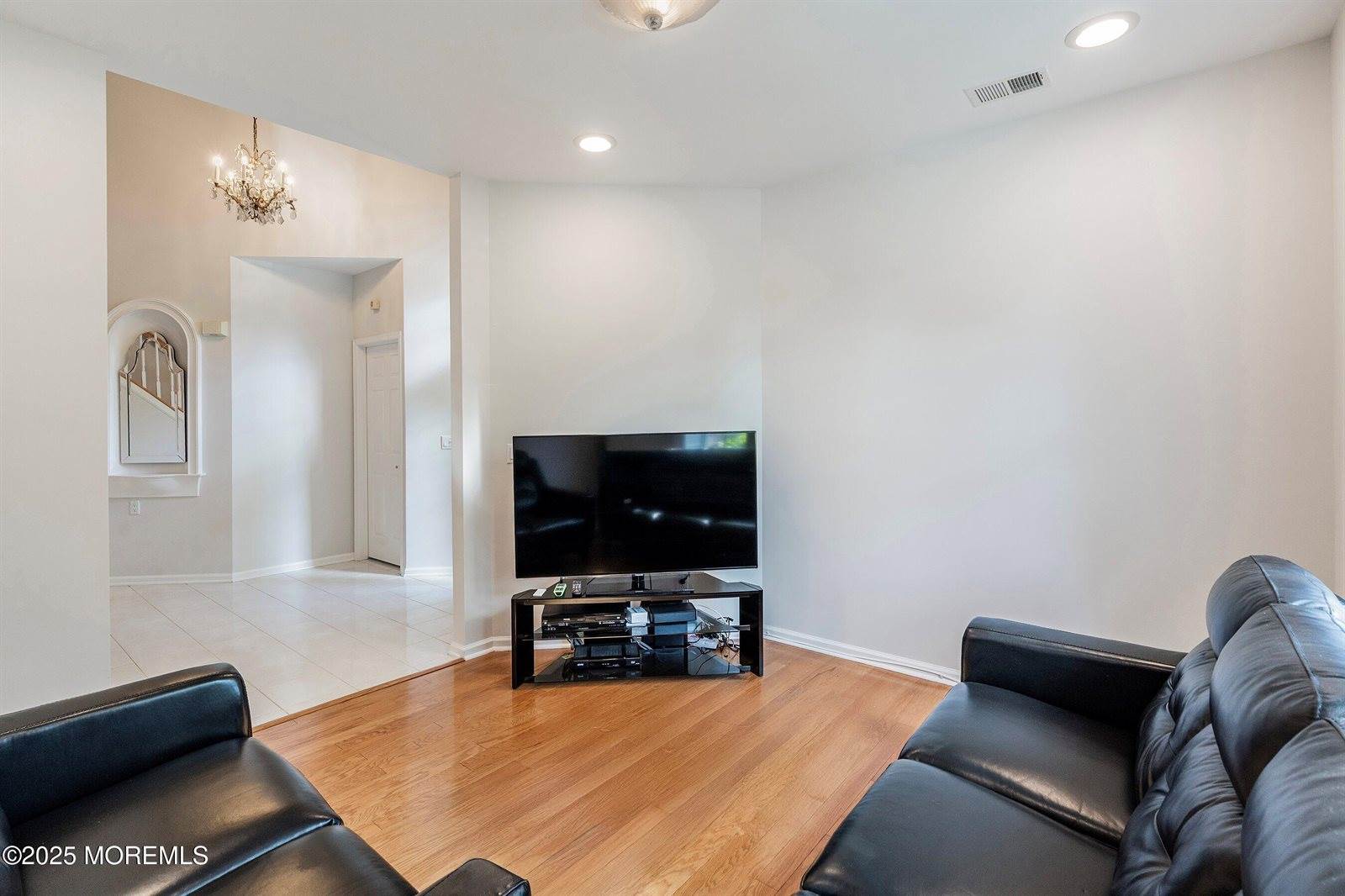 16 Chesapeake Drive, Holmdel, NJ 07733