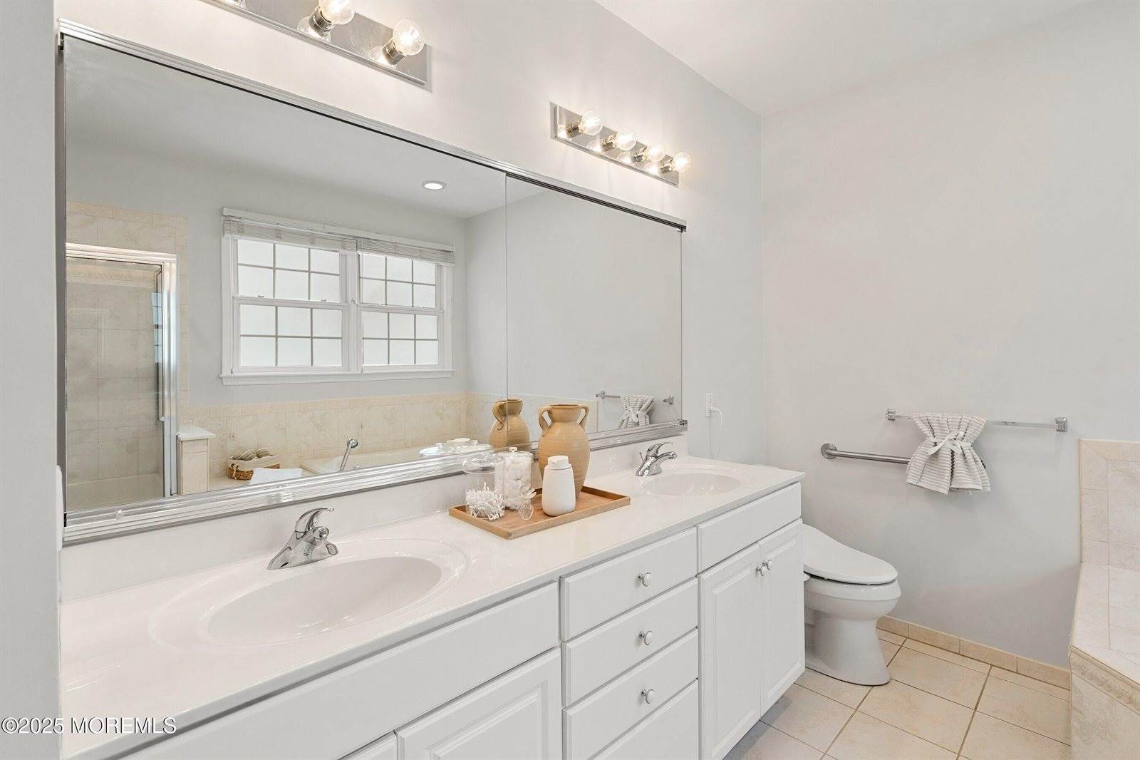 16 Chesapeake Drive, Holmdel, NJ 07733