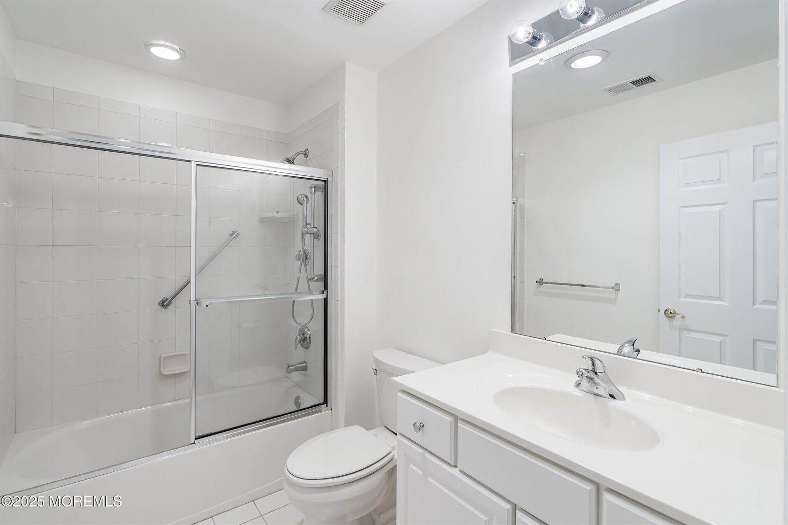 16 Chesapeake Drive, Holmdel, NJ 07733