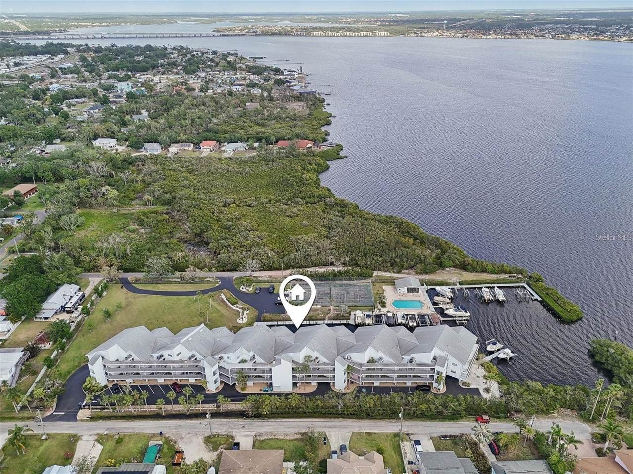 515 Leffingwell Avenue, #211, Ellenton, FL 34222