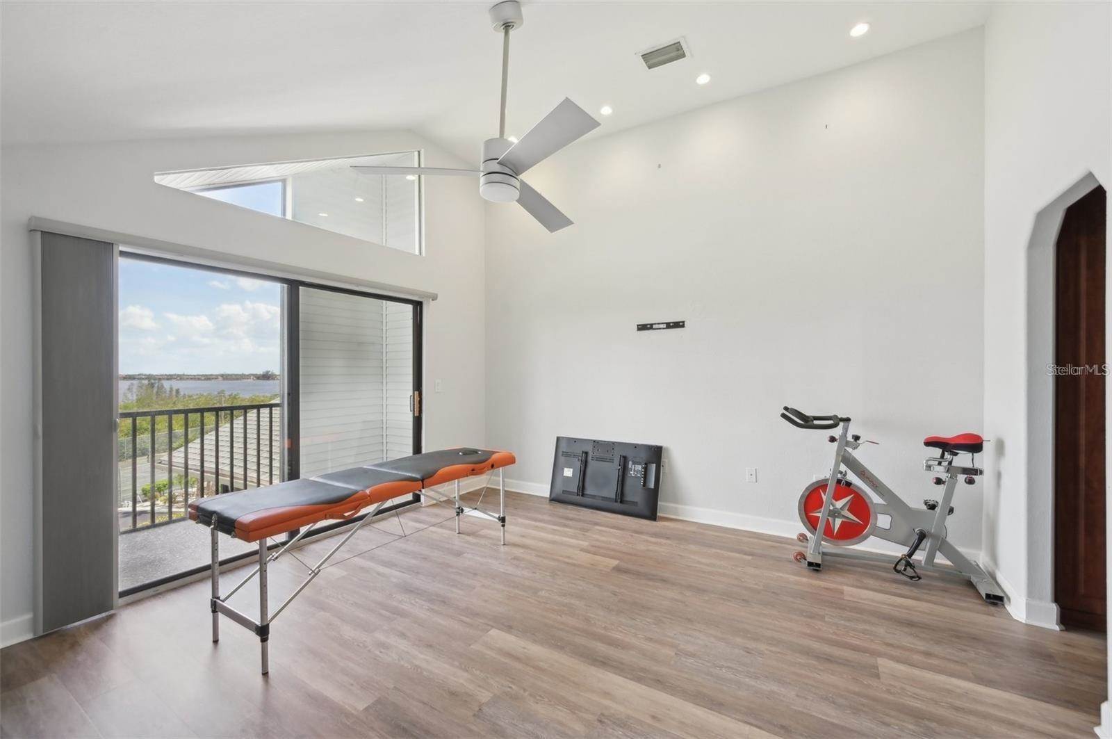 515 Leffingwell Avenue, #211, Ellenton, FL 34222