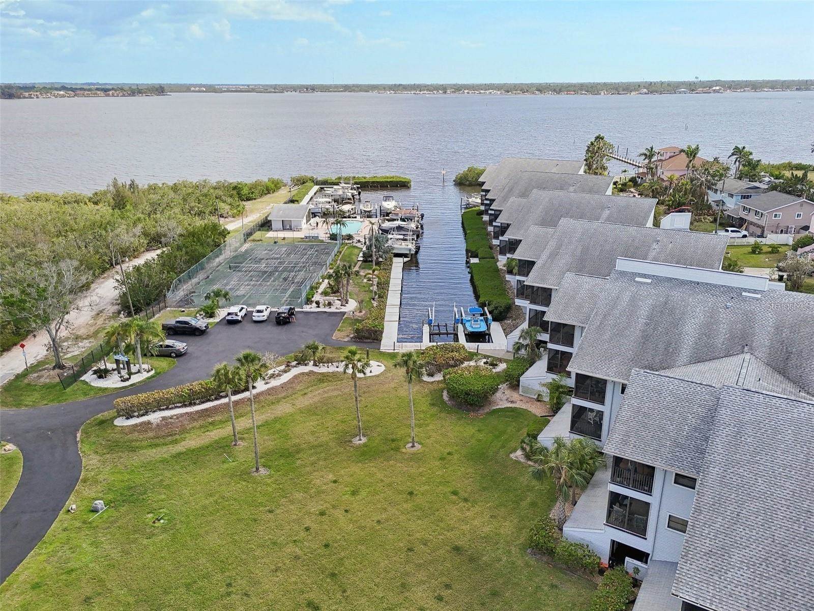 515 Leffingwell Avenue, #211, Ellenton, FL 34222