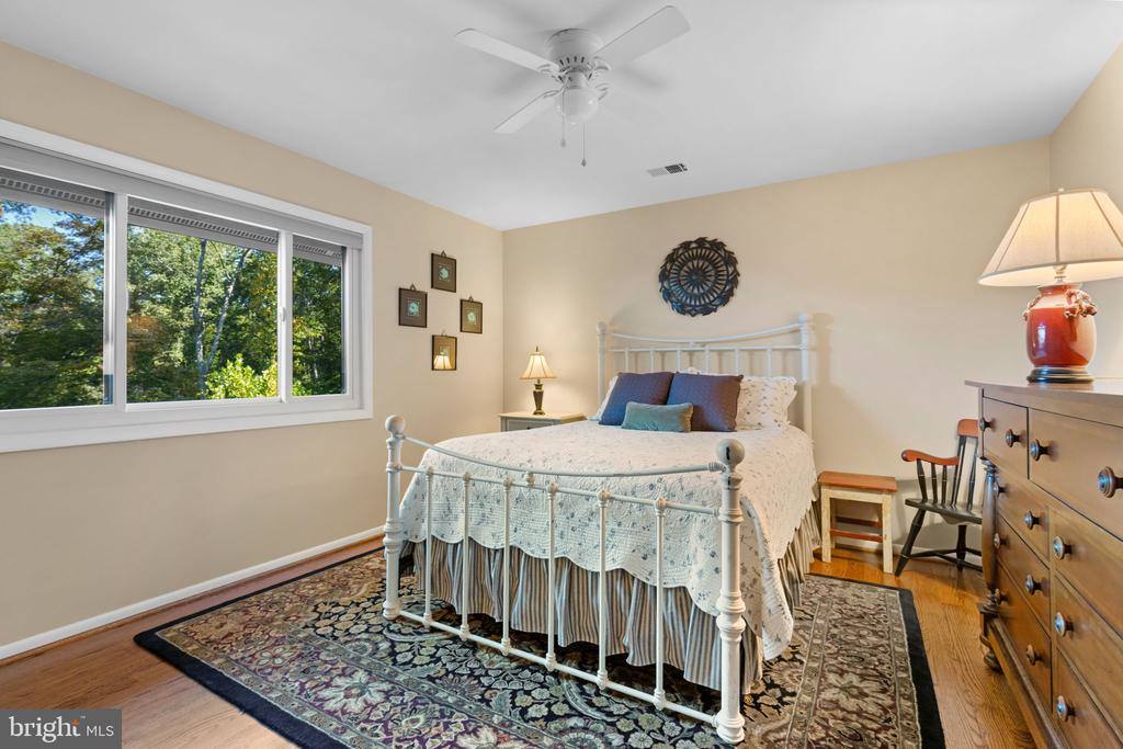 8525 Meadows Road, Warrenton, VA 20186