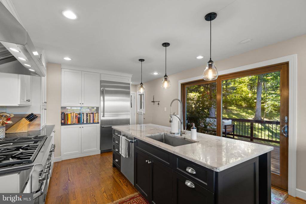 8525 Meadows Road, Warrenton, VA 20186