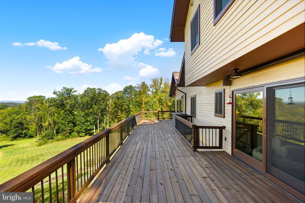 8525 Meadows Road, Warrenton, VA 20186