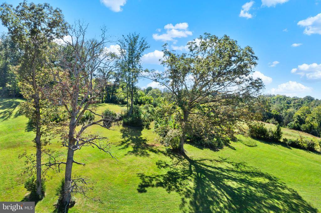 8525 Meadows Road, Warrenton, VA 20186