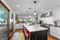 8525 Meadows Road, Warrenton, VA 20186