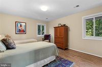 8525 Meadows Road, Warrenton, VA 20186