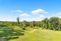 8525 Meadows Road, Warrenton, VA 20186