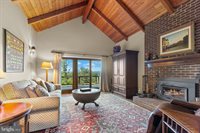 8525 Meadows Road, Warrenton, VA 20186