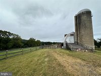 8525 Meadows Road, Warrenton, VA 20186