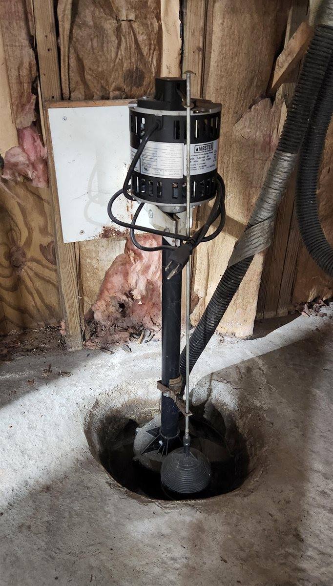 757 Dover Road, Charleston, ME 04422