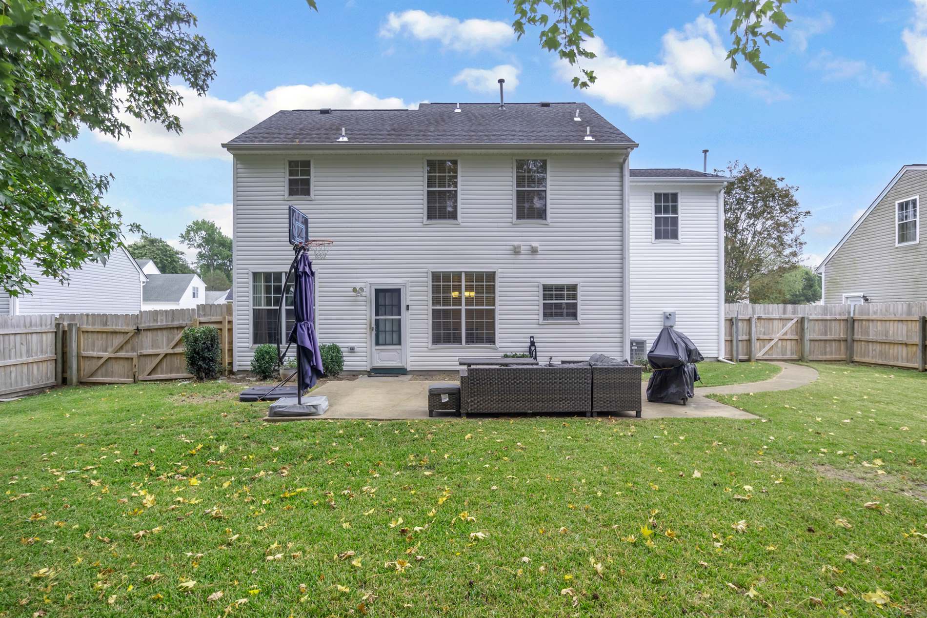 415 Triton Trace, Chesapeake, VA 23323