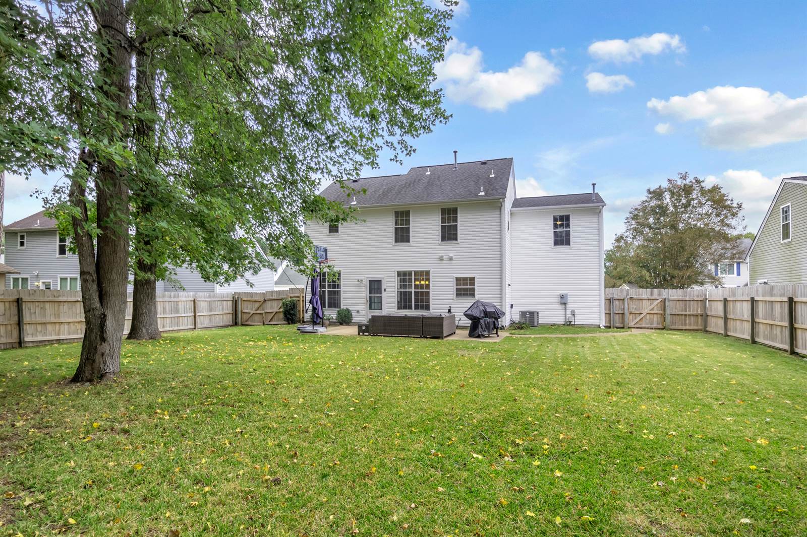 415 Triton Trace, Chesapeake, VA 23323