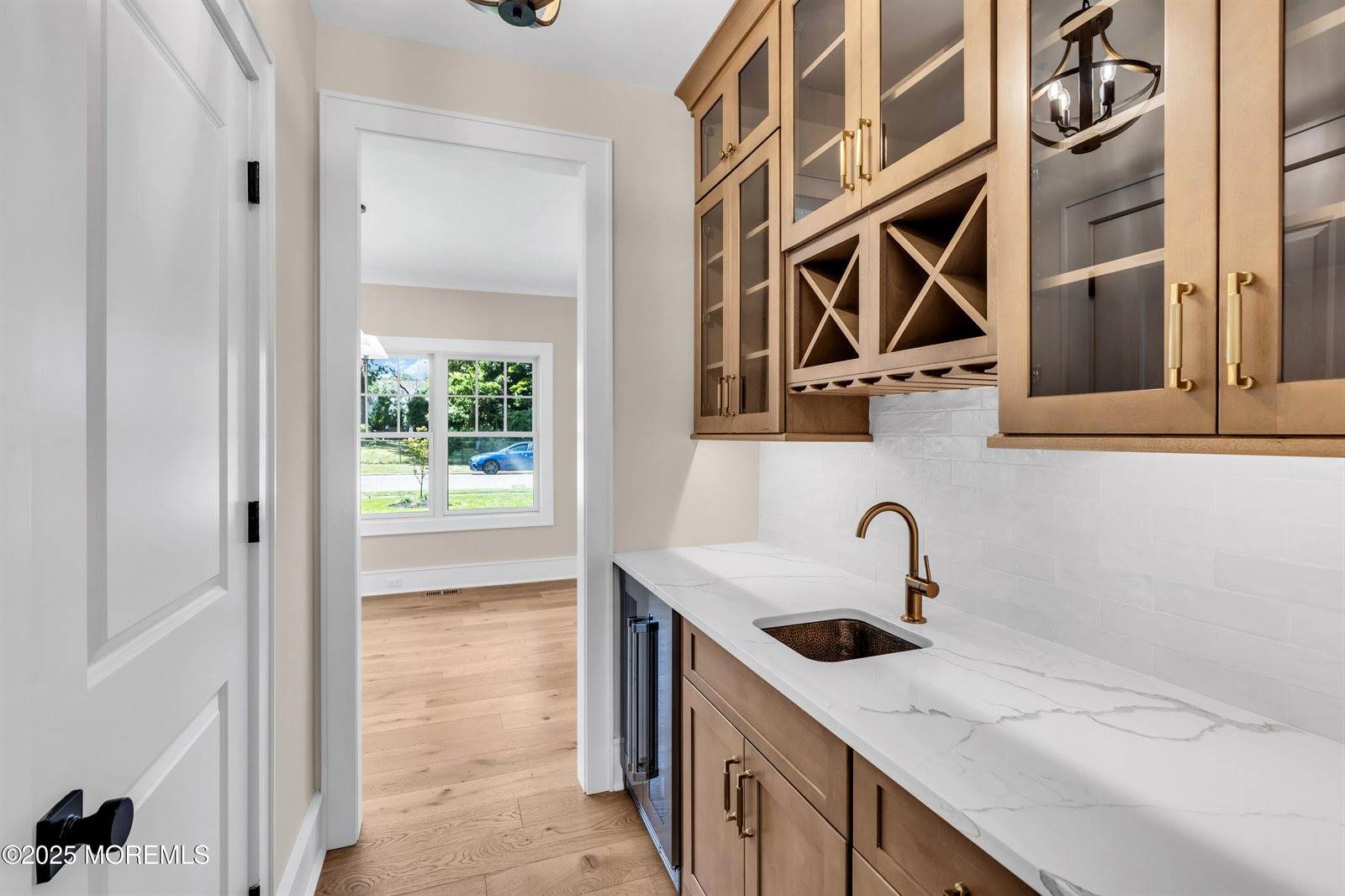 69 Park Avenue, Rumson, NJ 07760