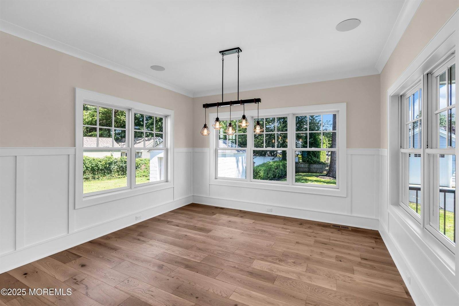 69 Park Avenue, Rumson, NJ 07760